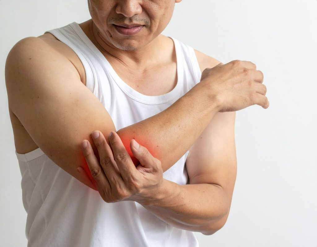 男性拿東西時感到手肘疼痛 男性拿東西時感到手肘疼痛